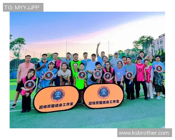 聚焦飞盘运动：探讨北京飞盘队的团队协作与默契培养之道